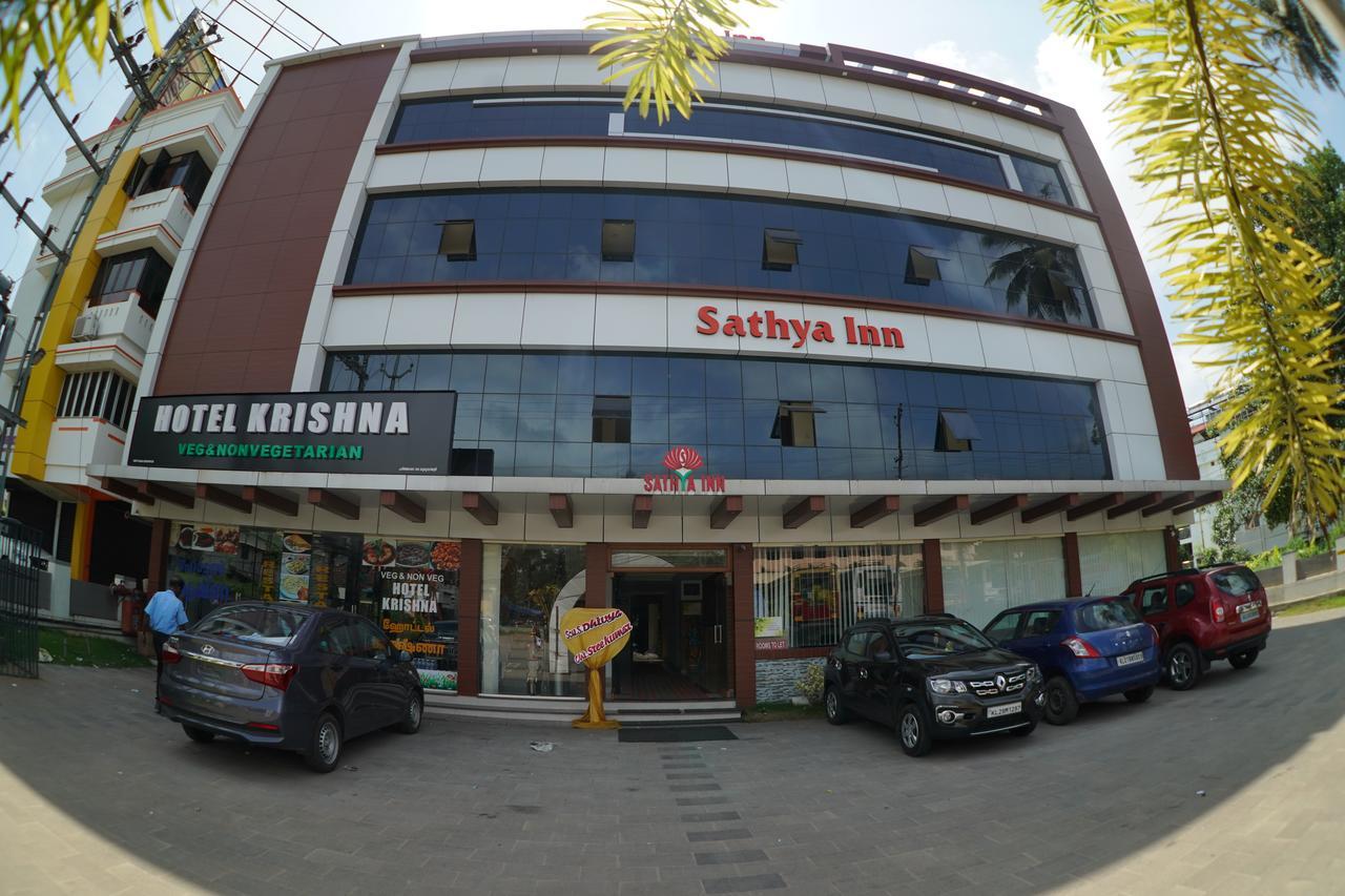 Sathya Inn Guruvāyūr Dış mekan fotoğraf